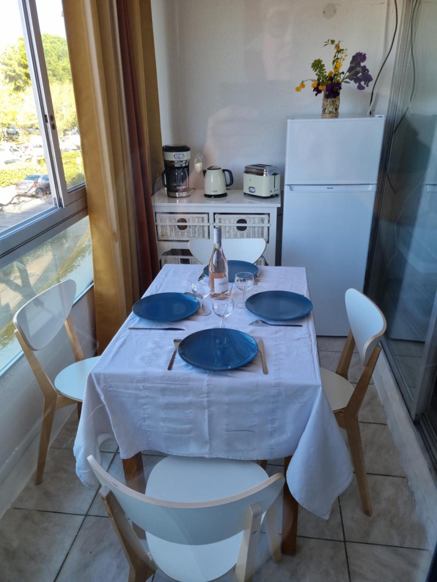 Superbe T2 Tout Confort 3 Etoiles, Entierement Renove Avec Piscine, Parking, Clim, Wifi, Netflix Ла-Гранд-Мот Экстерьер фото
