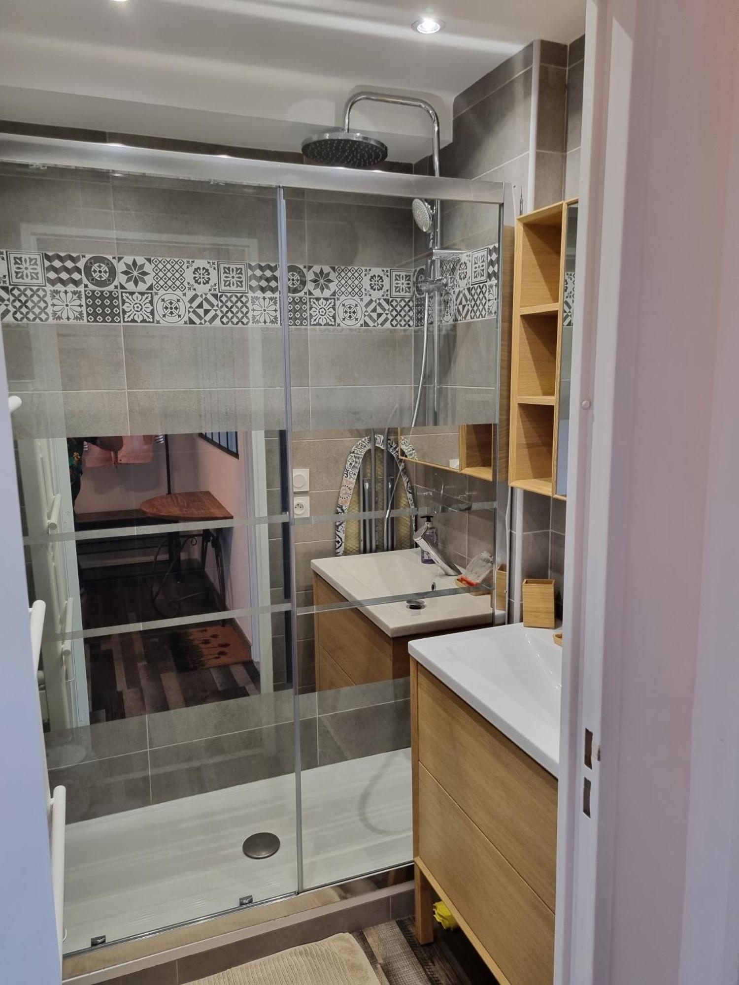 Superbe T2 Tout Confort 3 Etoiles, Entierement Renove Avec Piscine, Parking, Clim, Wifi, Netflix Ла-Гранд-Мот Экстерьер фото